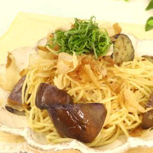 「大葉となすの和風ねぎソースパスタ」のレシピ動画