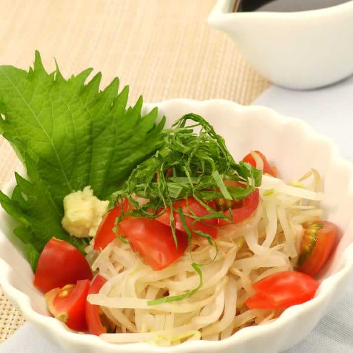 大葉とトマトのもやし和え