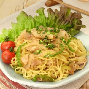 「生姜焼き焼きそば」のレシピ動画