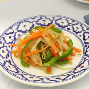 もやしとピーマンのごまあえ