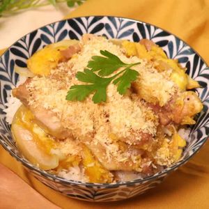 揚げないチキンカツ丼