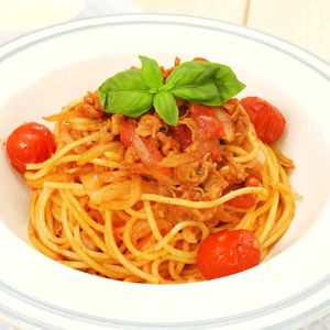 牛肉のトマトソーススパゲティ