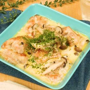 「鶏ときのこのクリーム煮」のレシピ動画