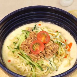 「豆乳のごま担々麺」のレシピ動画