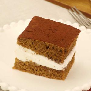 「マシュマロサンドケーキ」のレシピ動画