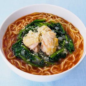 「トマトジュースで冷やしトマトラーメン」のレシピ動画