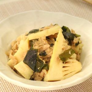 「たけのことツナの煮物」のレシピ動画