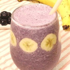 「ブルーベリーの甘酒スムージー」のレシピ動画