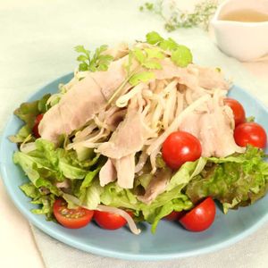 「エスニック豚もやしサラダ」のレシピ動画