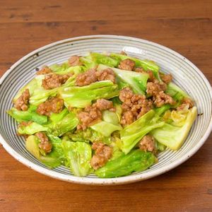 「肉味噌キャベツ」のレシピ動画