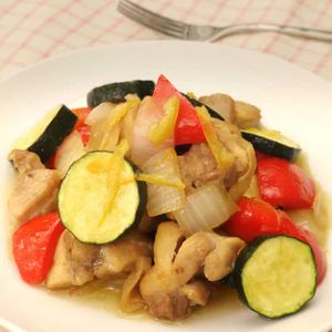 「鶏肉とコロコロ野菜のマーマレード焼き」のレシピ動画