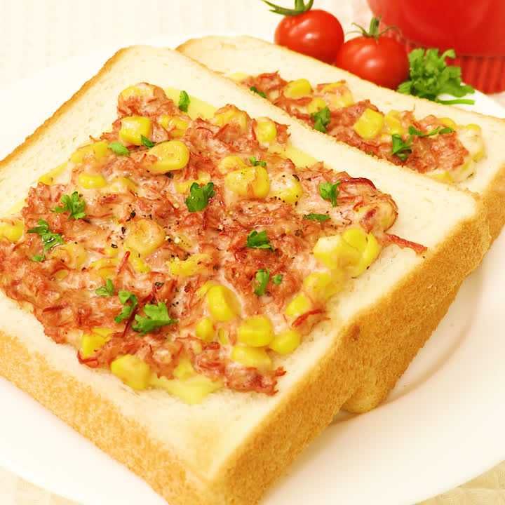 コンビーフトースト