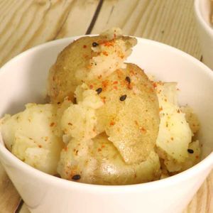 ピリ辛チーズポテトサラダ