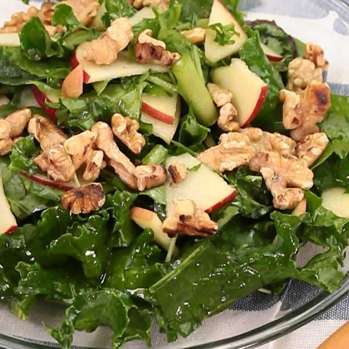 ケールとりんごのハニーサラダ