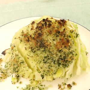 「キャベツのチーズパン粉焼き」のレシピ動画