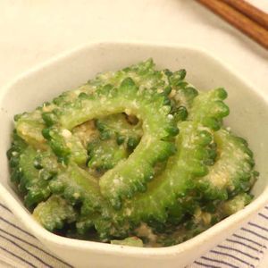 「ゴーヤーの甘みそ和え」のレシピ動画