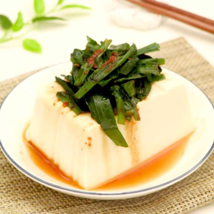 ピリ辛ニラ豆腐