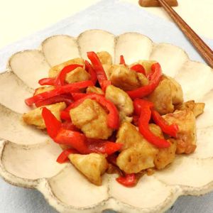 鶏むね肉とパプリカのオイスターソース炒め