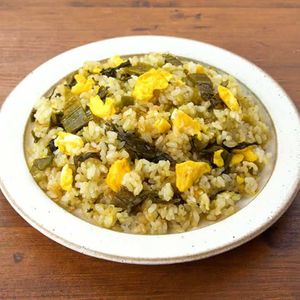 「高菜と卵の和風チャーハン」のレシピ動画