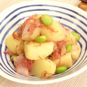 「コンビーフ肉じゃが」のレシピ動画