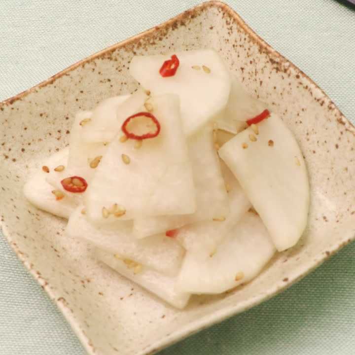 大根ピリ辛漬け