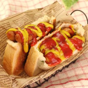 「食パンホットドック」のレシピ動画