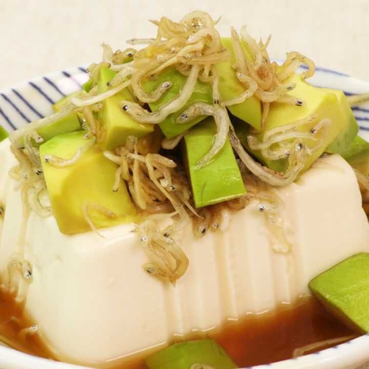 じゃこアボカド冷やっこ