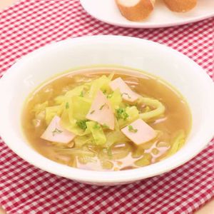 「キャベツのカレースープ」のレシピ動画