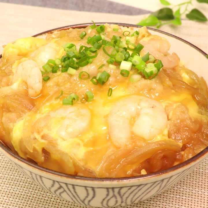 エビ天風卵とじ丼