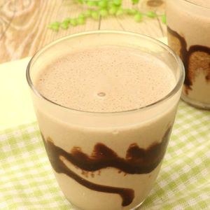「チョコバナナシェイク」のレシピ動画