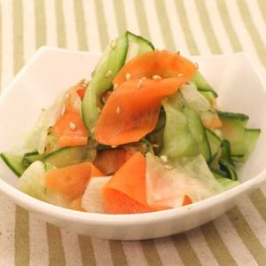 ３色野菜の昆布茶和え