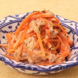 「にんじんの粒マスタード和え」のレシピ動画