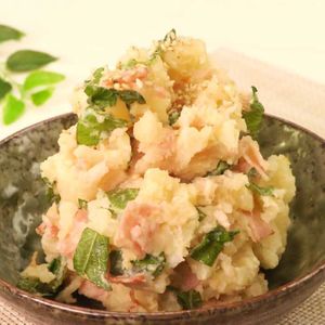 「梅ポテサラ」のレシピ動画