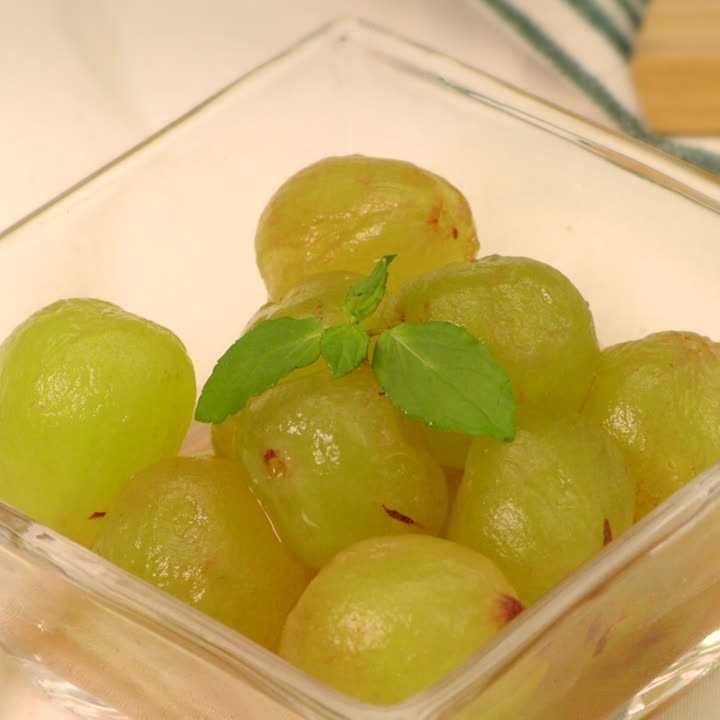 ぶどうの白ワインマリネ