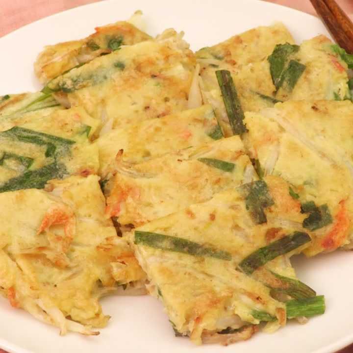 シャキシャキ食感 もやしチヂミのレシピ動画 作り方 Delish Kitchen