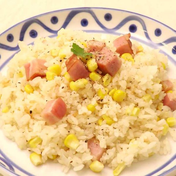 【人気ピラフレシピ】フライパン・炊飯器で！基本からアレンジ30選の人気レシピ・作り方 | デリッシュキッチン
