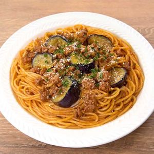 「なすのミートスパゲティ」のレシピ動画