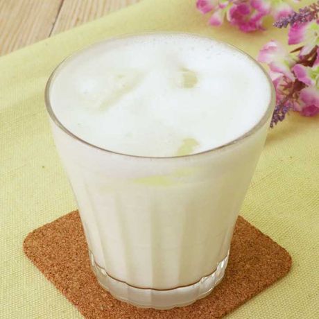 インドの定番の飲み物 ラッシーのレシピ動画 作り方 Delish Kitchen