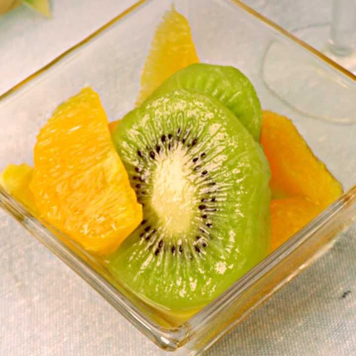 オレンジとキウイのフルーツピクルス