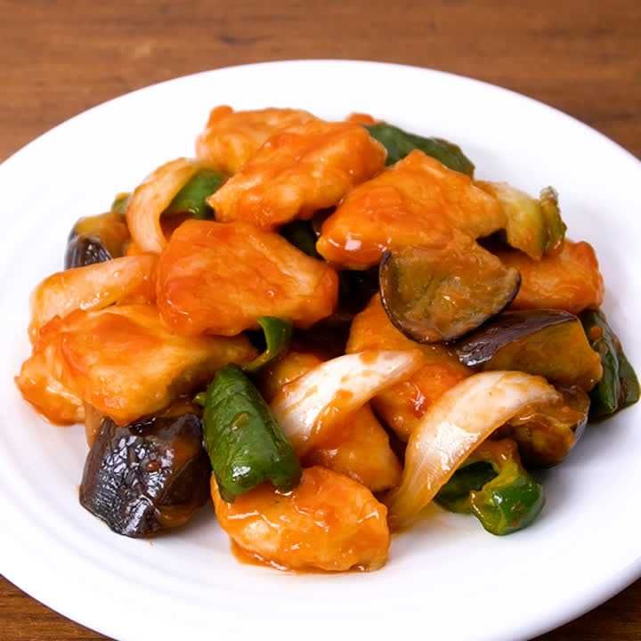 なす・ピーマン・鶏むね肉で何作る？主菜レシピ5選