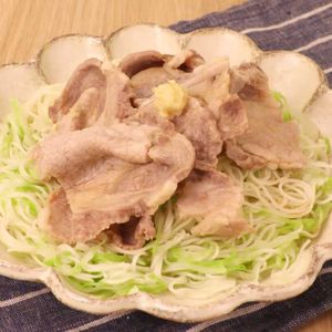 「レンジで生姜焼きそうめん」のレシピ動画