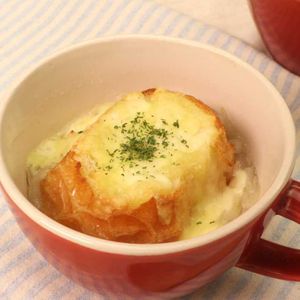 「大根とベーコンのスープグラタン」のレシピ動画