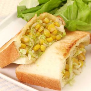 「みそバターコーンのポケサンド」のレシピ動画