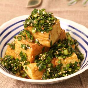 「焼き厚揚げのニラだれ」のレシピ動画