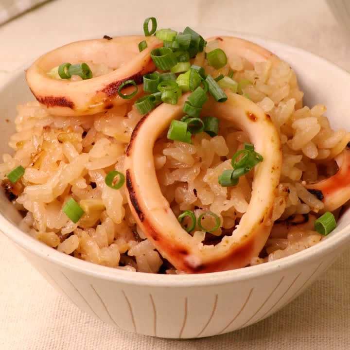 鮭とアボカドの炊き込みご飯 レシピ・作り方