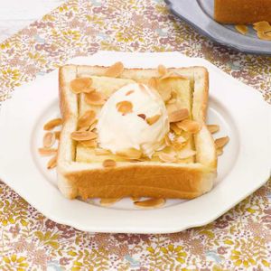 「ハニートースト」のレシピ動画