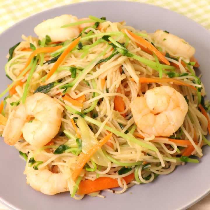 豆苗とえびのビーフン炒め