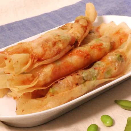 パリッパリ えびと枝豆のチーズ春巻きのレシピ動画 作り方 Delish Kitchen