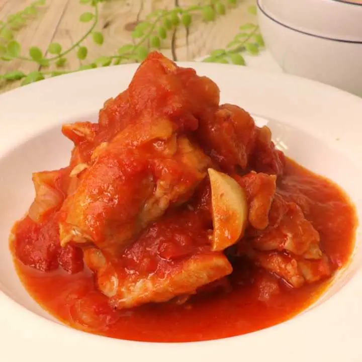 ほろほろチキンのトマト煮