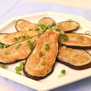 「なすのマヨチーズ焼き」のレシピ動画